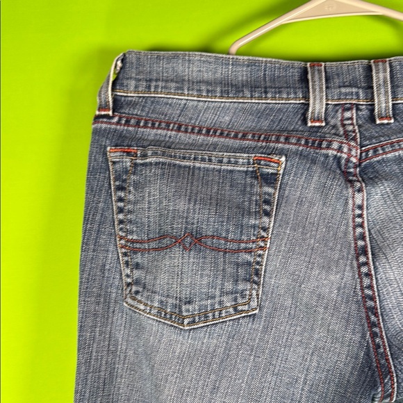 Lucky Brand by GENE MONTESANO Blue Ankle Cropped Jeans with Gradient Wash - Picture 8 of 11